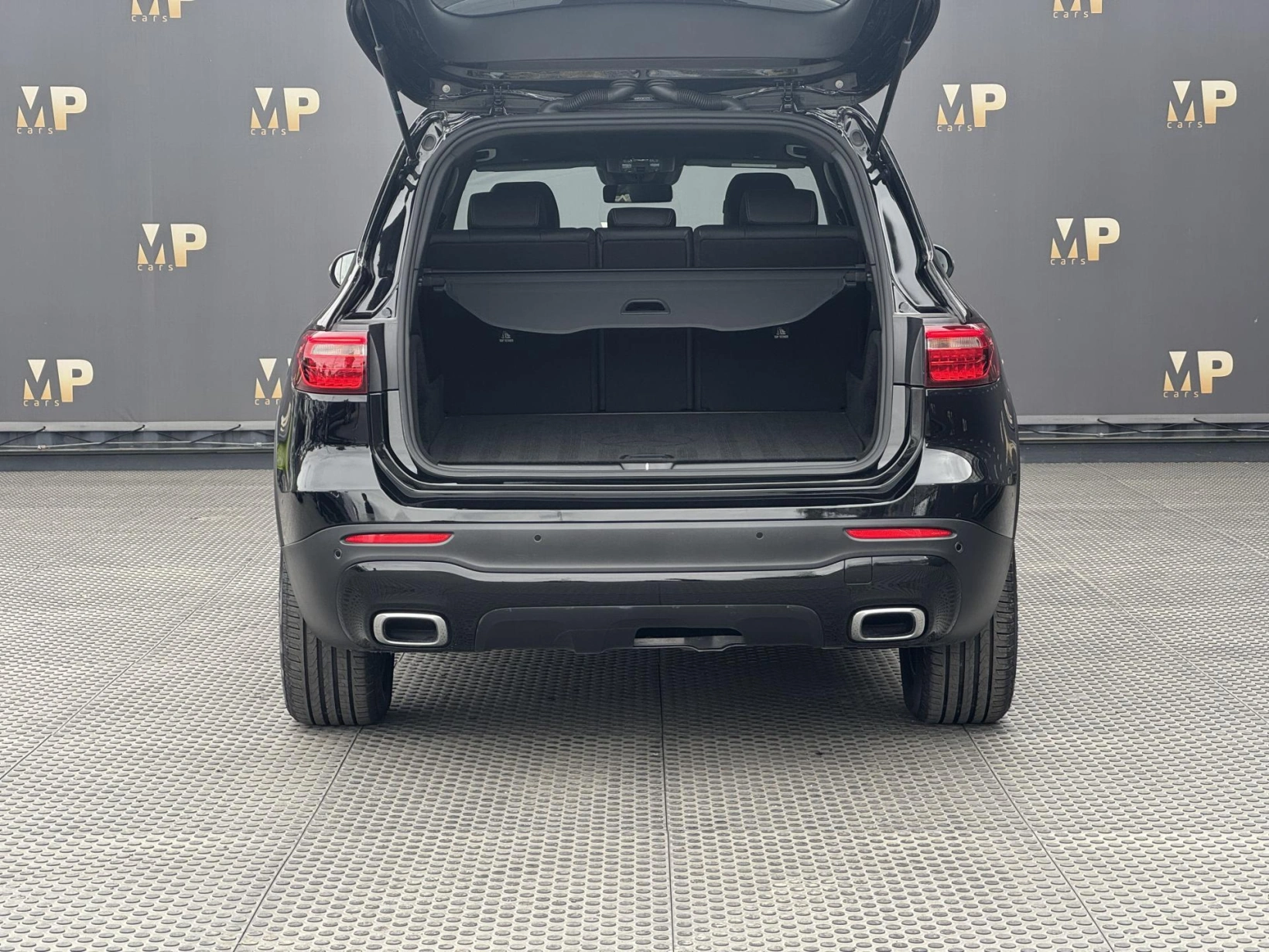 Mercedes-Benz GLB – 200d 4Matic Progressive, DPH