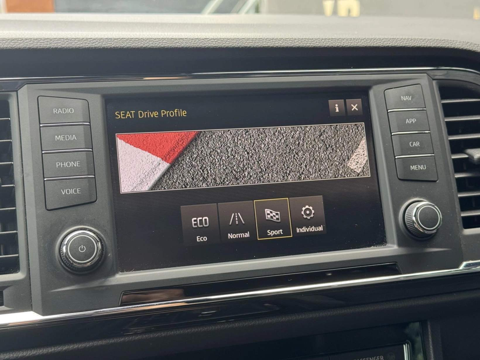 Seat Ateca – 1.4TSi DSG Xcellence, 1.MAJ