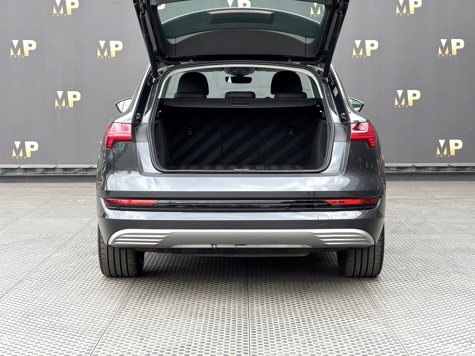 Audi e-tron – Quattro 230kW Advanced, PANO