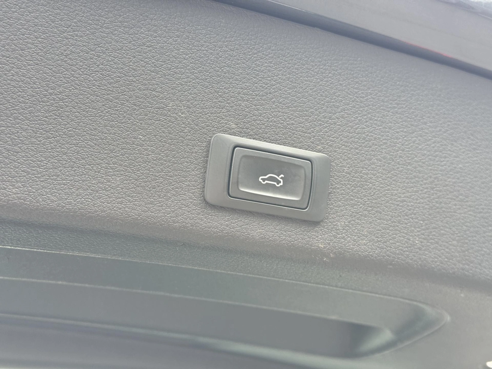 Audi e-tron – Quattro 230kW Advanced, PANO