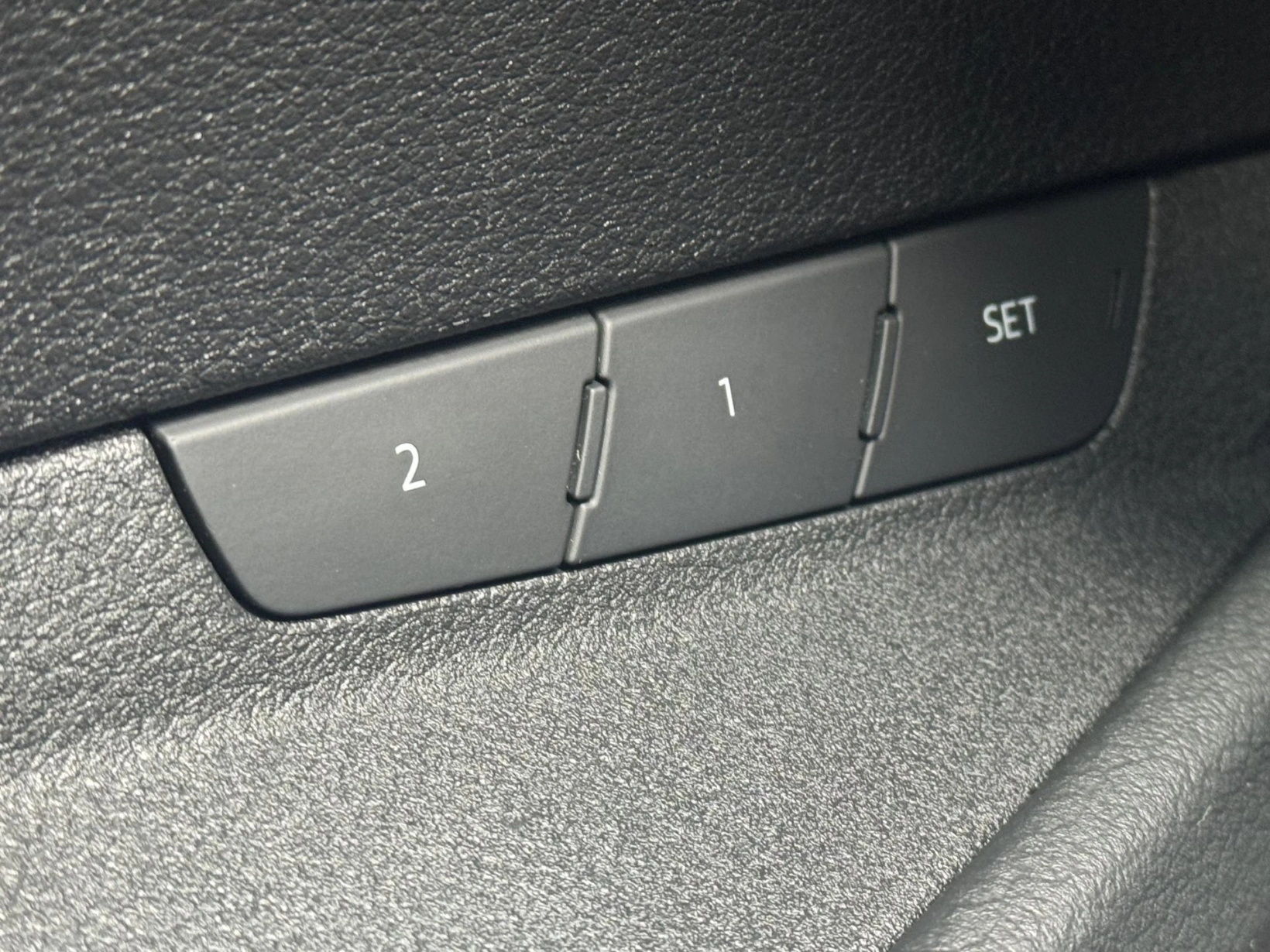 Audi e-tron – Quattro 230kW Advanced, PANO
