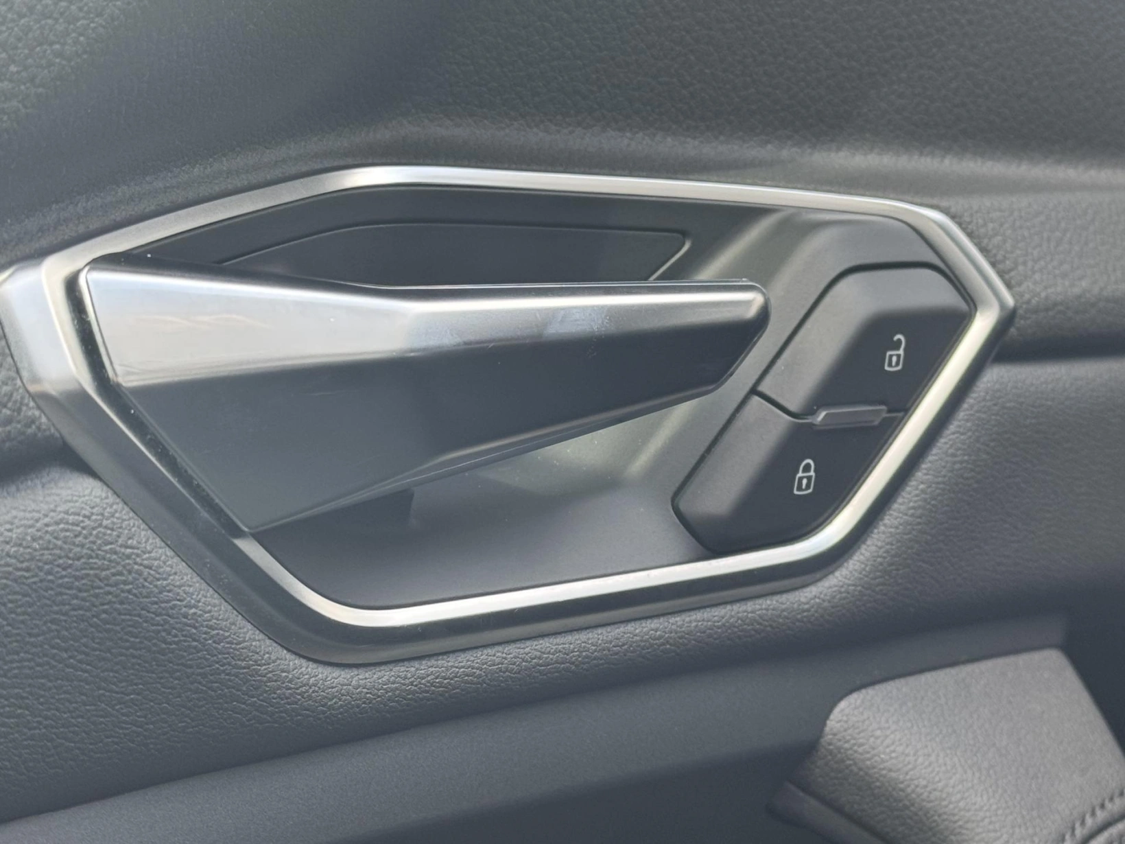 Audi e-tron – Quattro 230kW Advanced, PANO