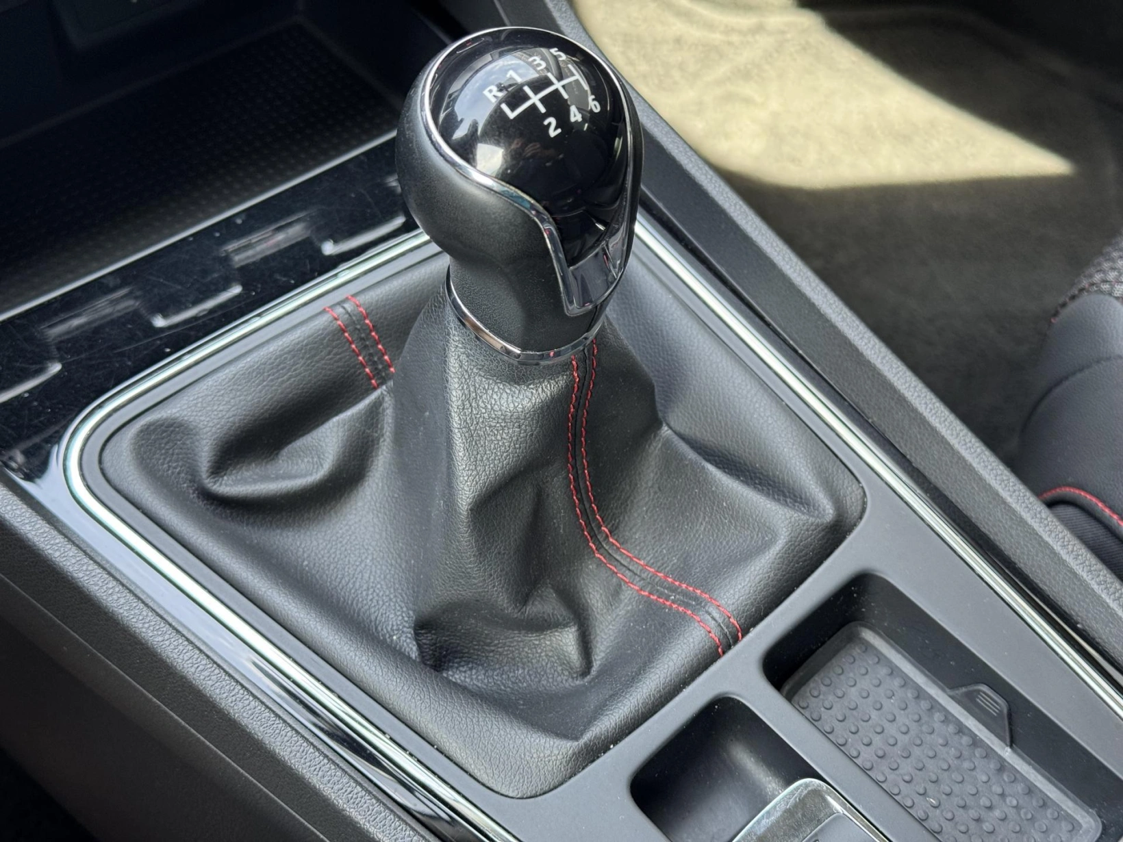 Seat Leon – 1.4 TSi 92kW MAN FR, NAVI