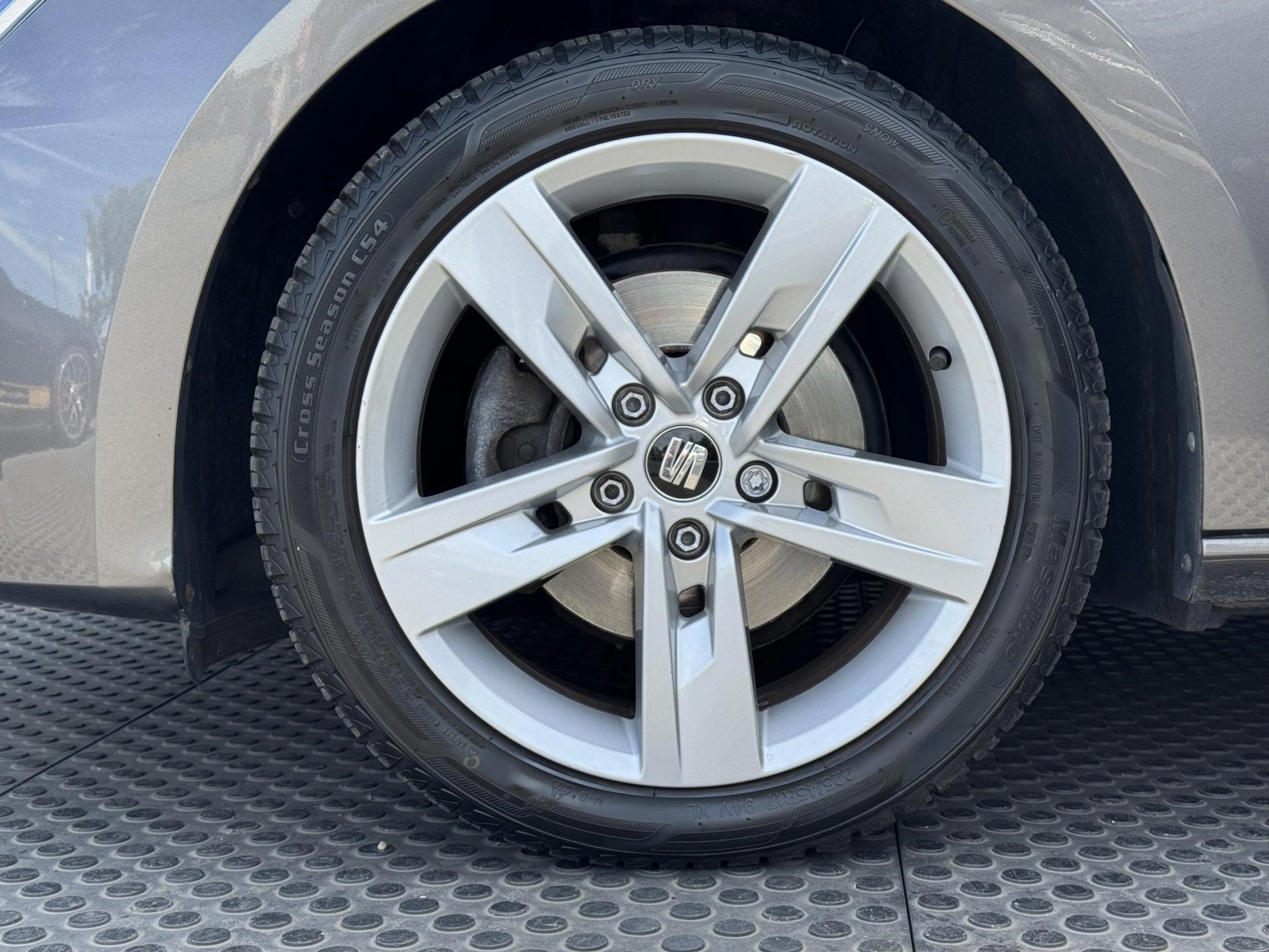 Seat Leon – 1.4 TSi 92kW MAN FR, NAVI