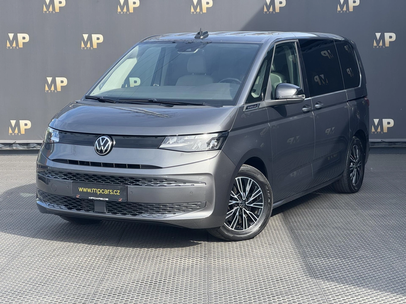 Volkswagen Multivan – T7 2.0TDi Style+, 1.MAJ, DPH