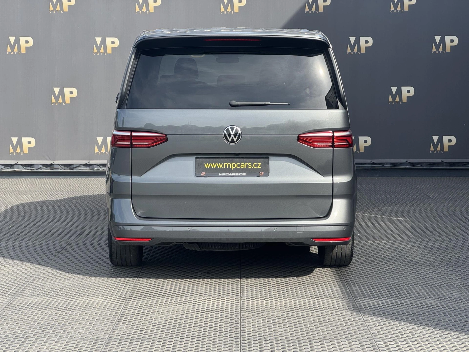 Volkswagen Multivan – T7 2.0TDi Style+, 1.MAJ, DPH