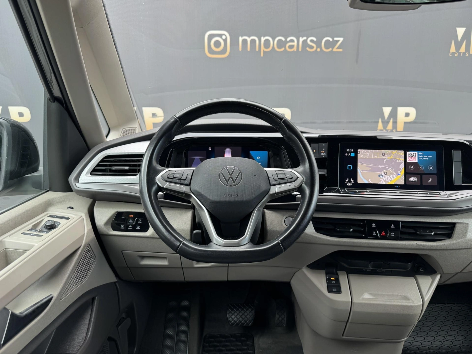 Volkswagen Multivan – T7 2.0TDi Style+, 1.MAJ, DPH