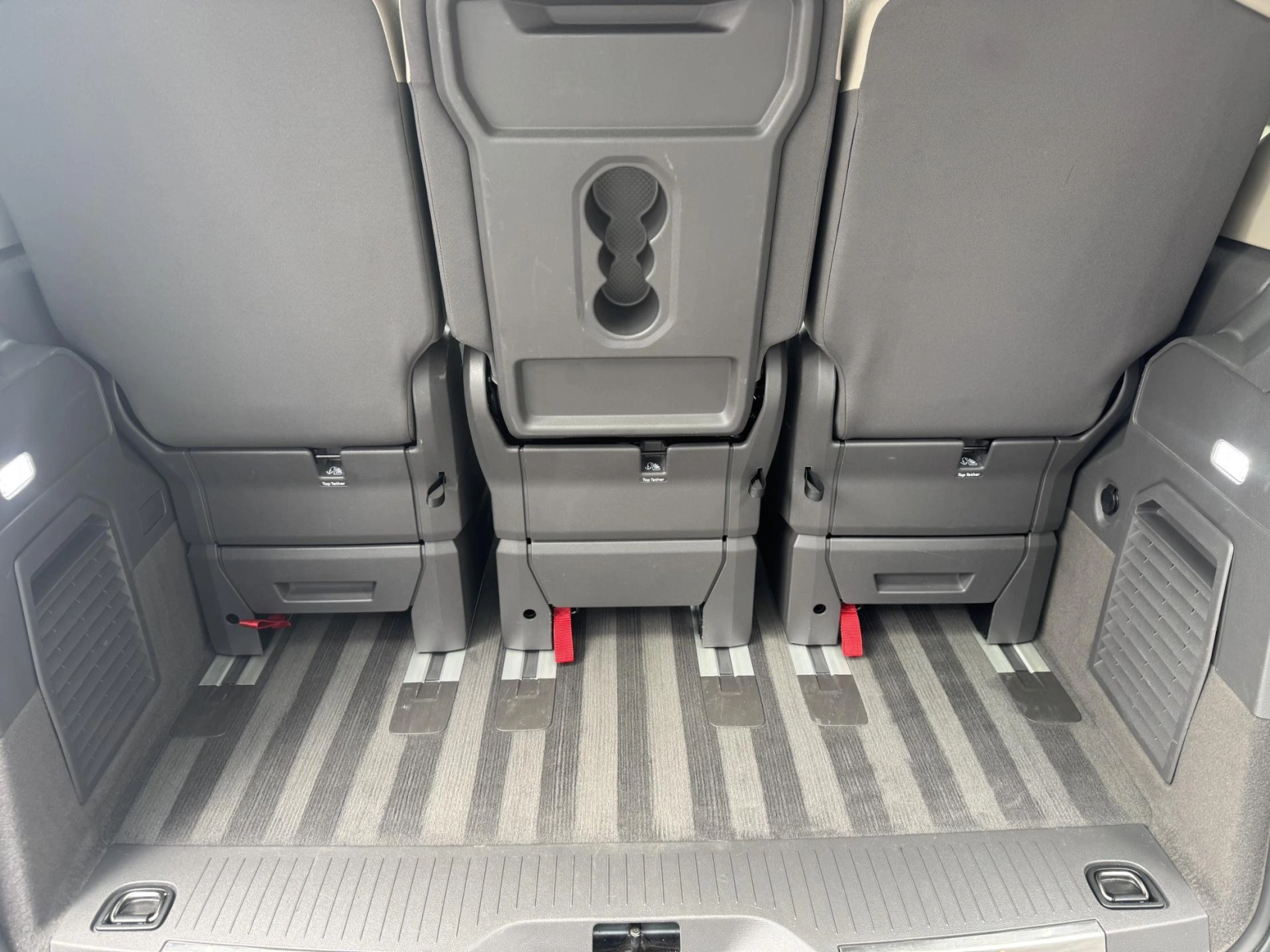 Volkswagen Multivan – T7 2.0TDi Style+, 1.MAJ, DPH