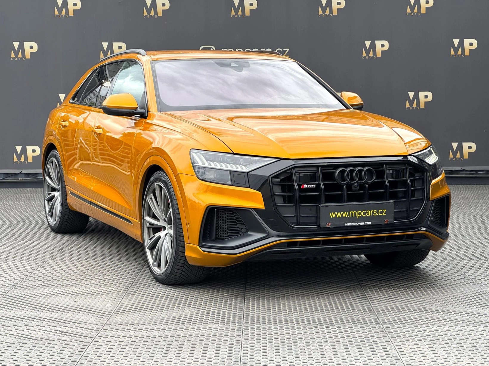Audi SQ8 – 4.0 V8 TDI B&O Matrix DPH ČR
