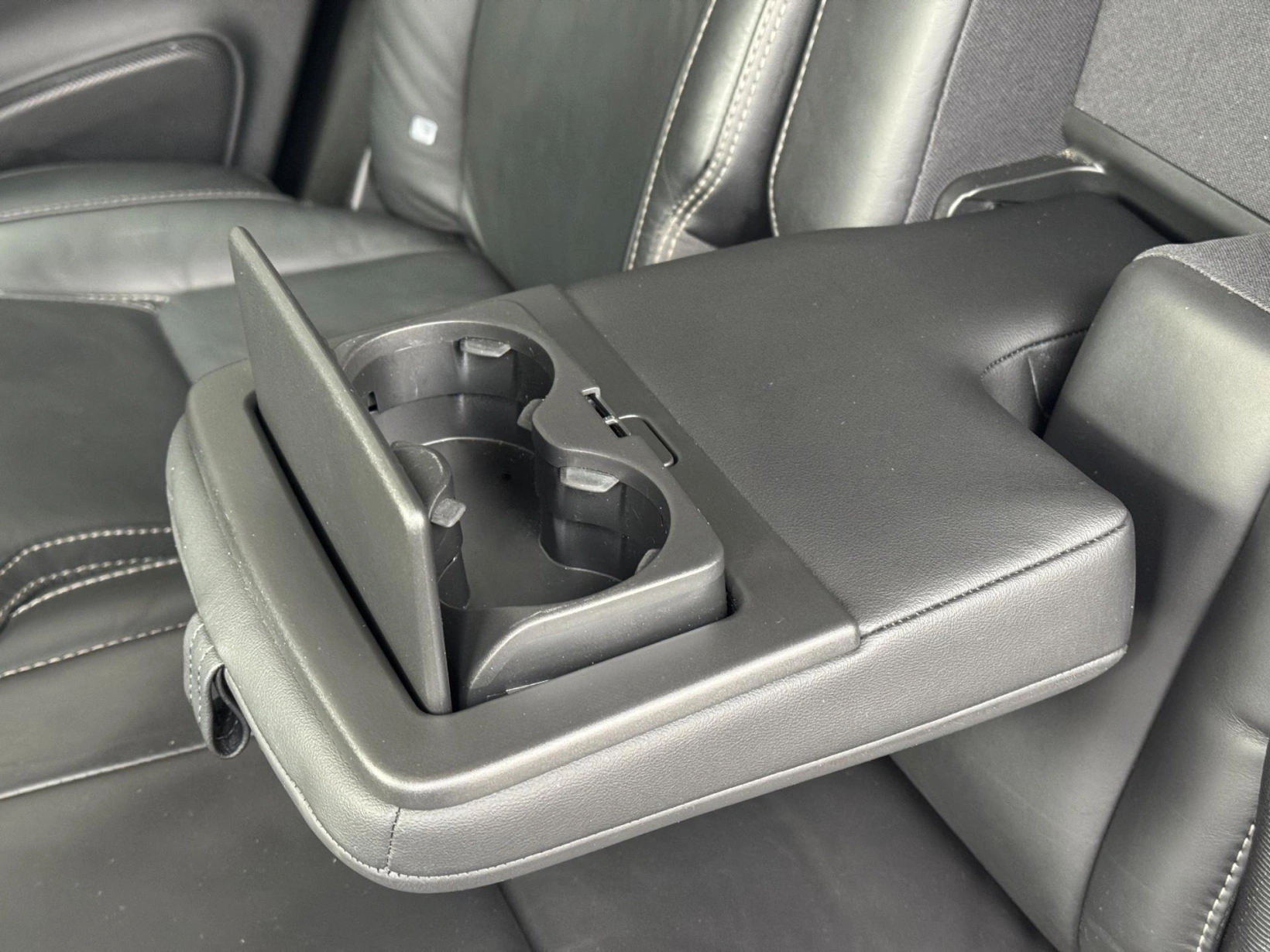 Volvo XC90 – B5 4X4 Ultimate, DPH, 1.MAJ