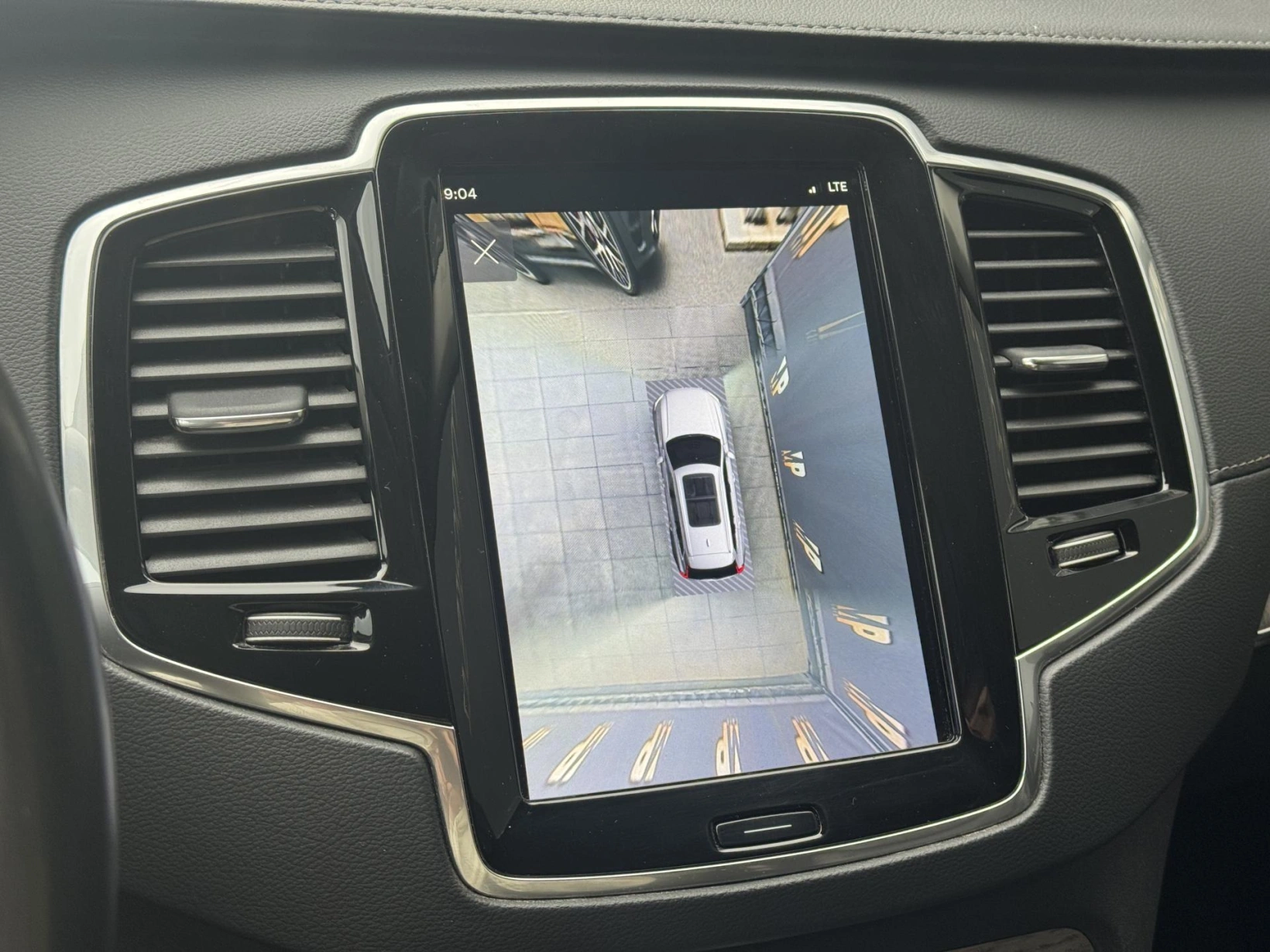 Volvo XC90 – B5 4X4 Ultimate, DPH, 1.MAJ