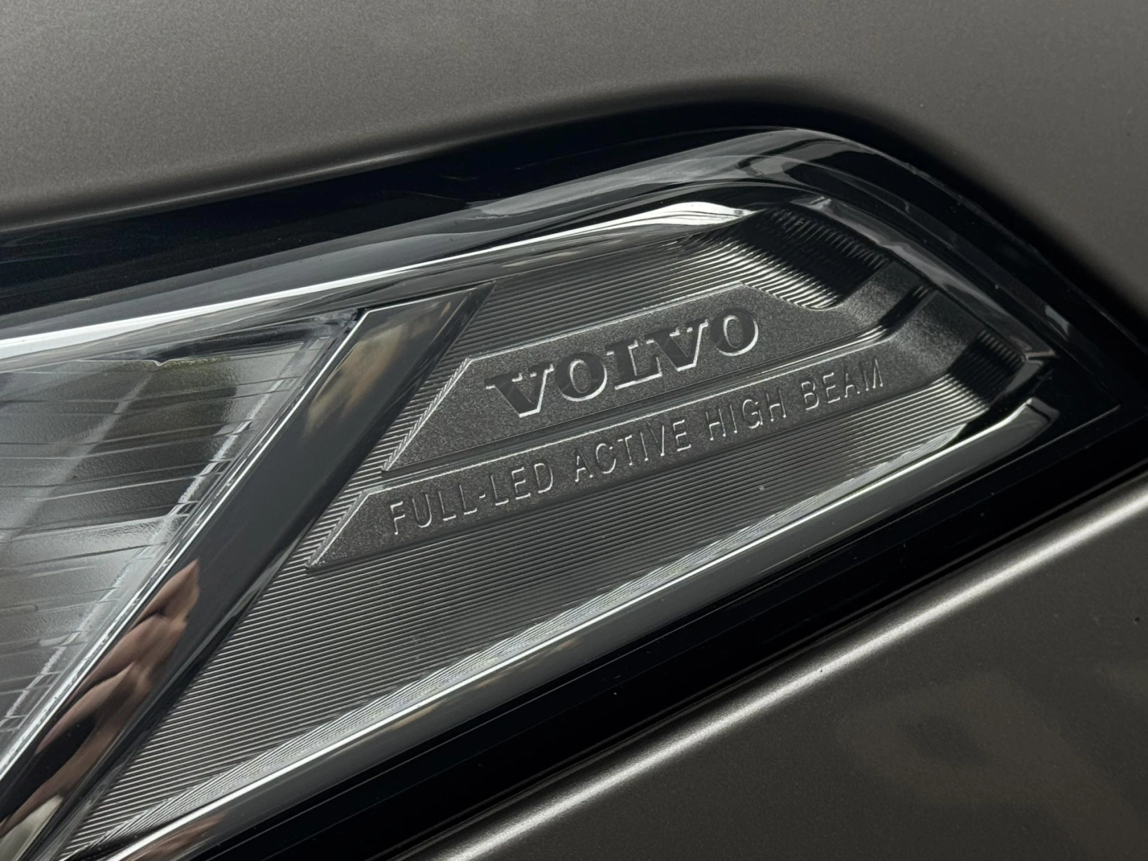 Volvo XC90 – B5 4X4 Ultimate, DPH, 1.MAJ