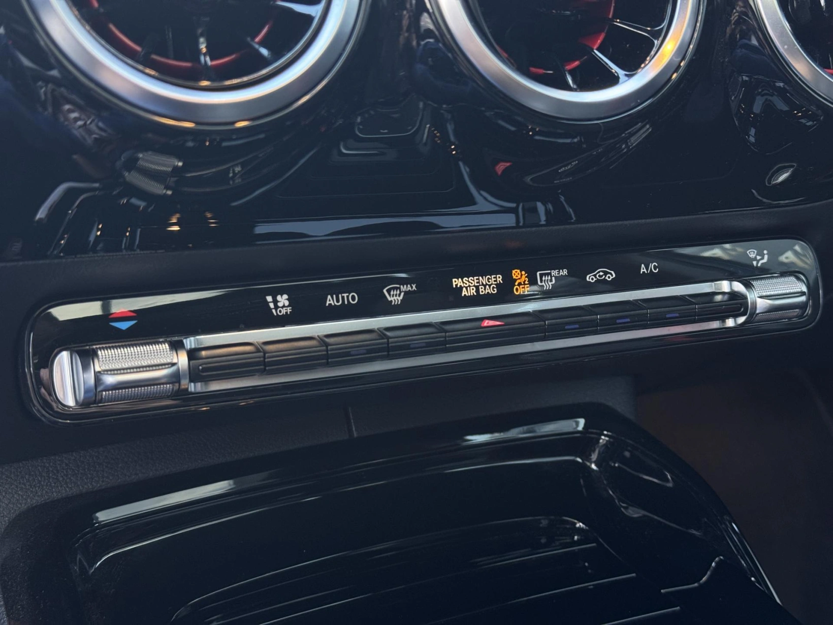 Mercedes-Benz Třídy A – AMG 45 4MATIC+, MULTIBEAM