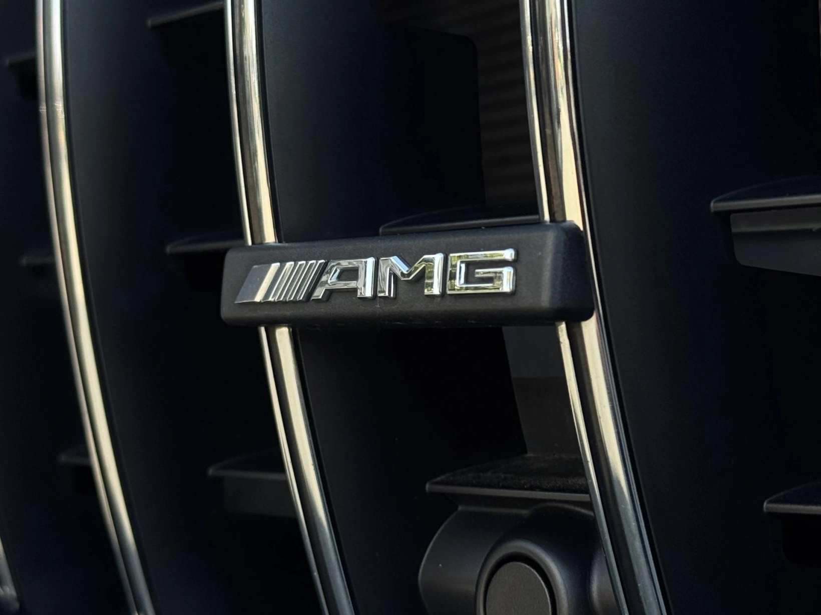 Mercedes-Benz Třídy A – AMG 45 4MATIC+, MULTIBEAM