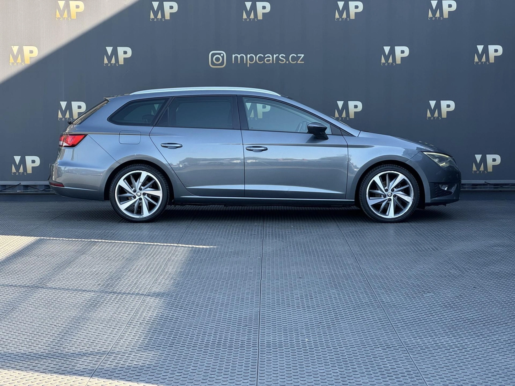 Seat Leon – 1.4 TSi DSG FR, PANO, ACC
