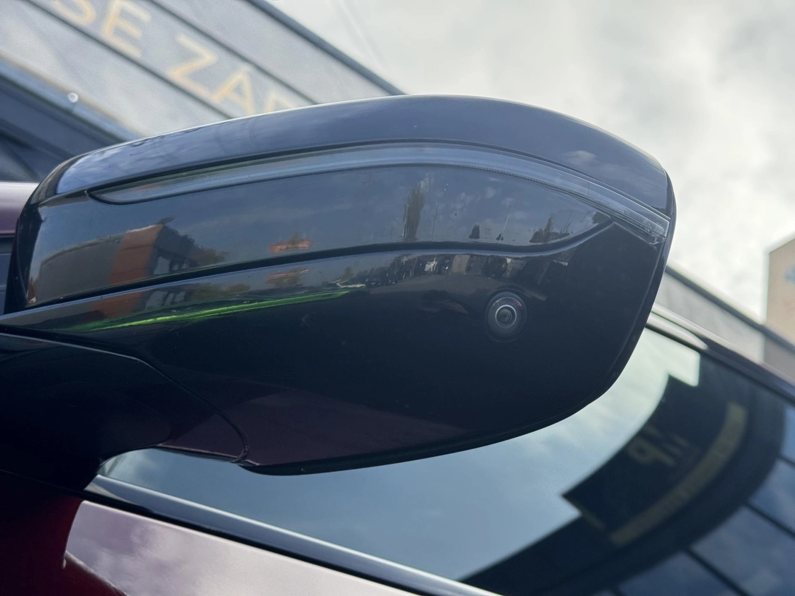 BMW Řada 5 – M550i xDrive Laser, DPH, 1.Maj