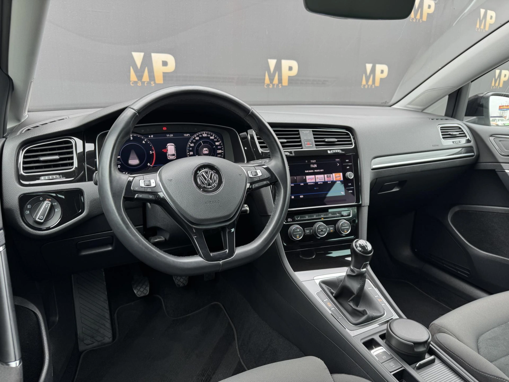 Volkswagen Golf – 2.0TDi MAN Highline+, DPH, RZV
