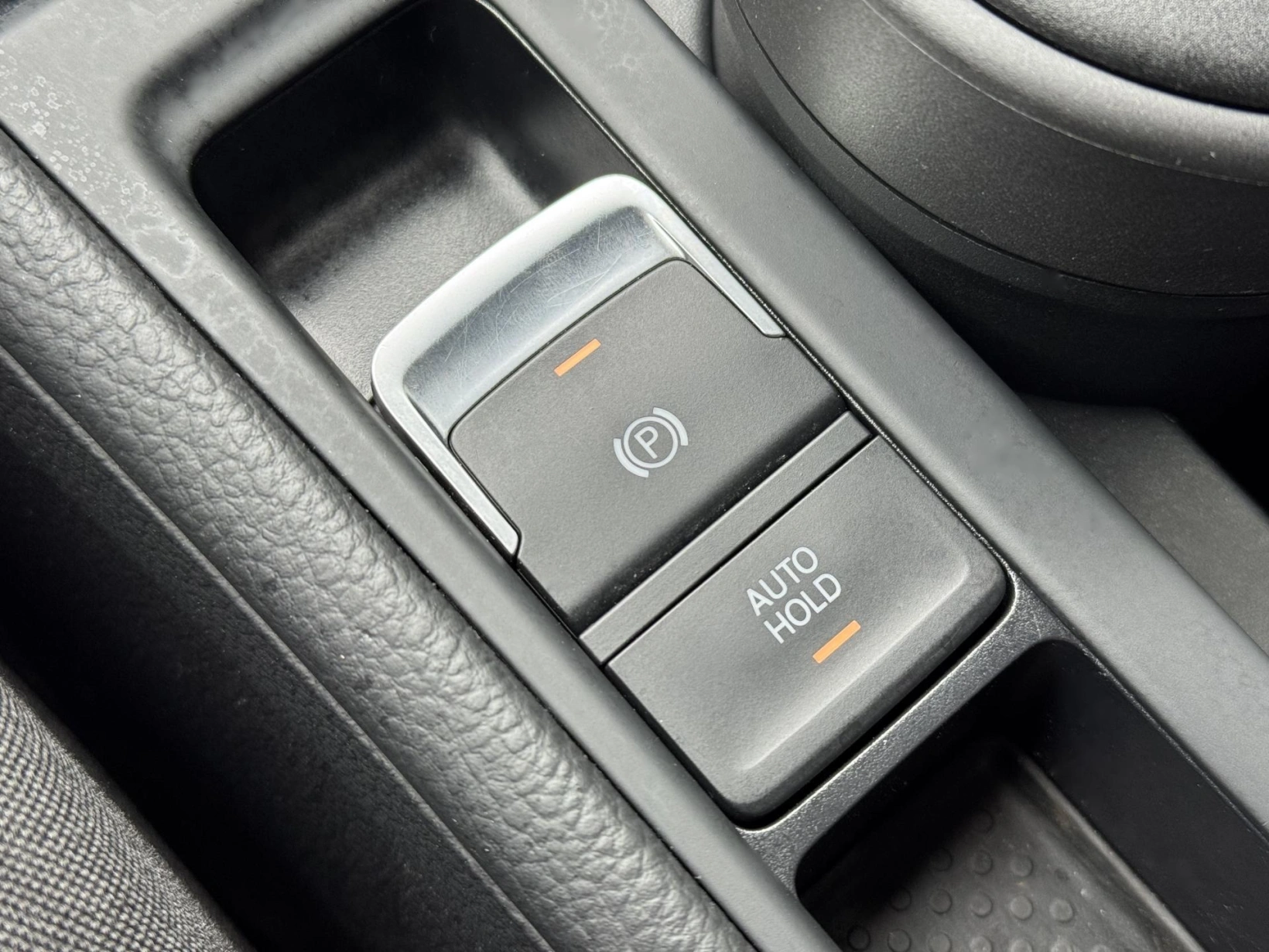Volkswagen Golf – 2.0TDi MAN Highline+, DPH, RZV