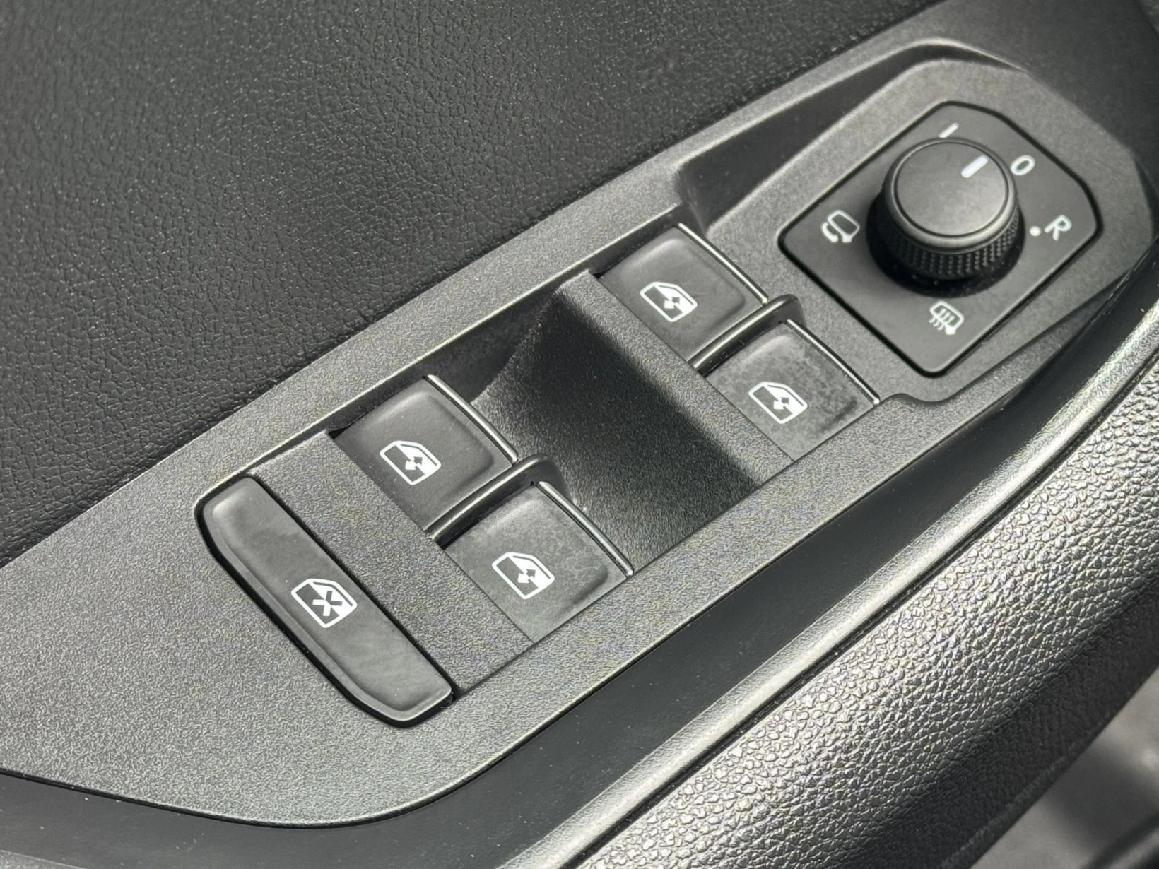 Škoda Karoq – 1.5TSi DSG Style Virtual RZV