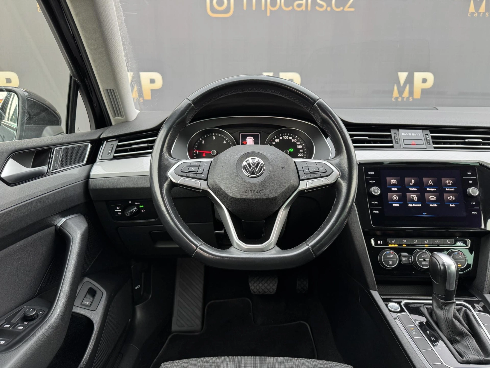 Volkswagen Passat – 2.0TDi 140kW DSG Business, RZV