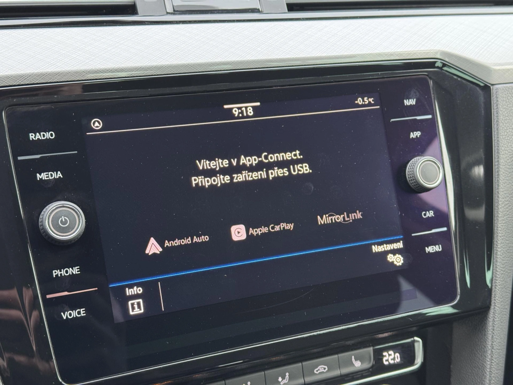 Volkswagen Passat – 2.0TDi 140kW DSG Business, RZV