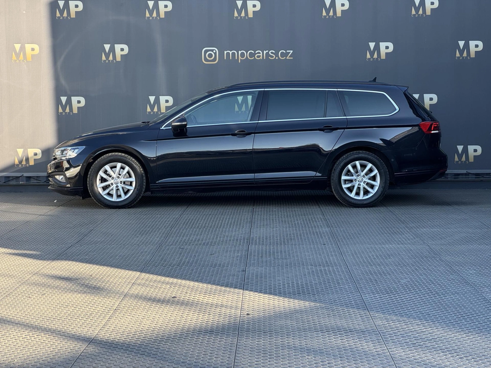 Volkswagen Passat – 2.0TDi MAN Business RZV