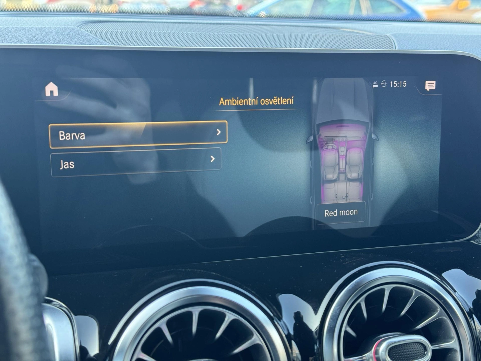 Mercedes-Benz GLB – 200d 4Matic, AMG Line Head-up