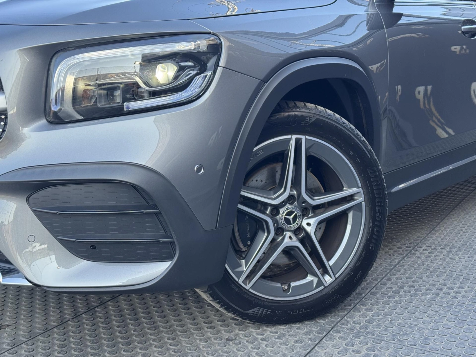 Mercedes-Benz GLB – 200d 4Matic, AMG Line Head-up