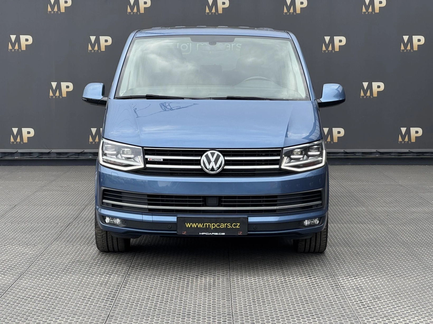 Volkswagen Multivan – 2.0TDi DSG 4M Highline, DPH
