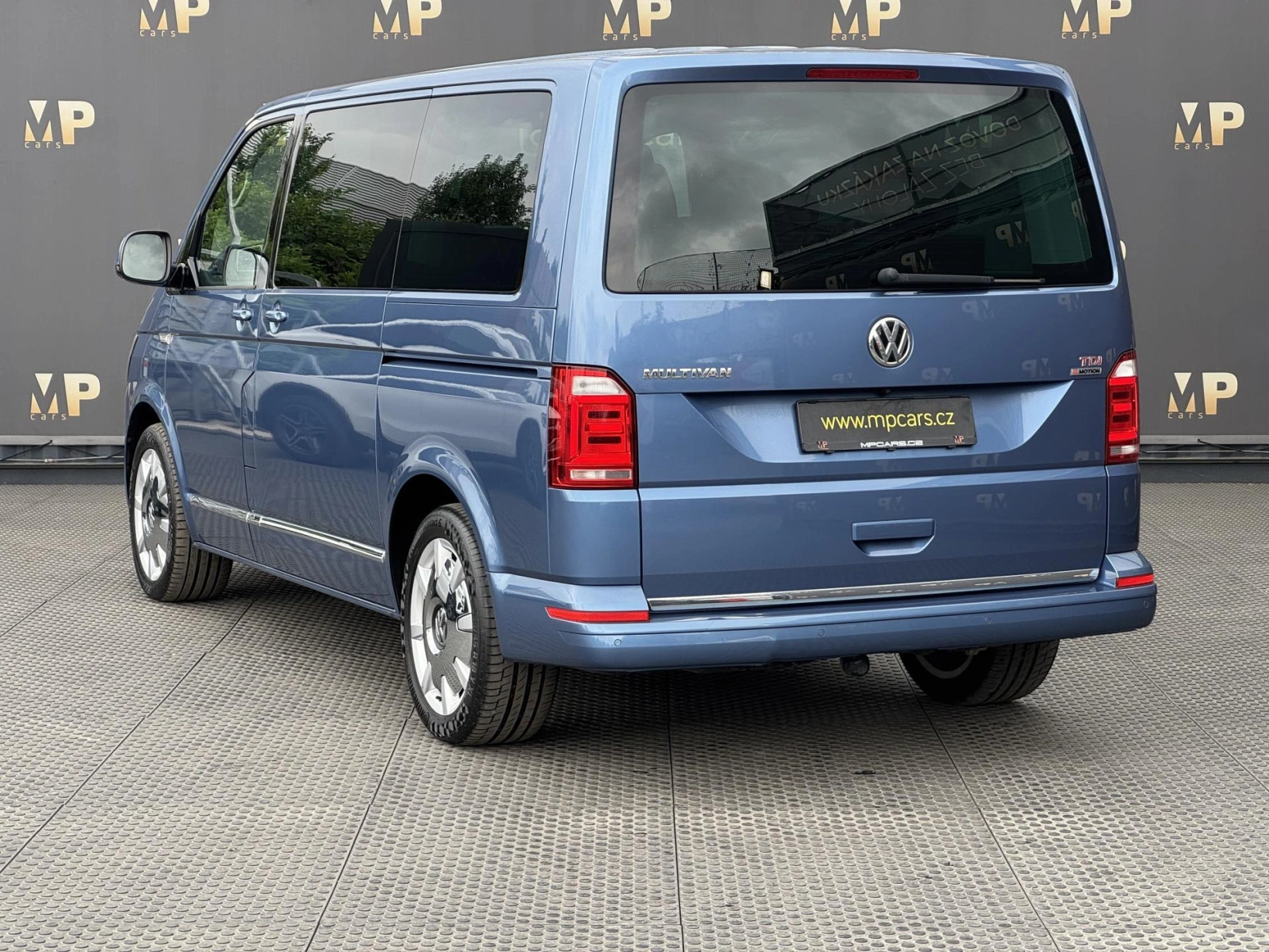 Volkswagen Multivan – 2.0TDi DSG 4M Highline, DPH