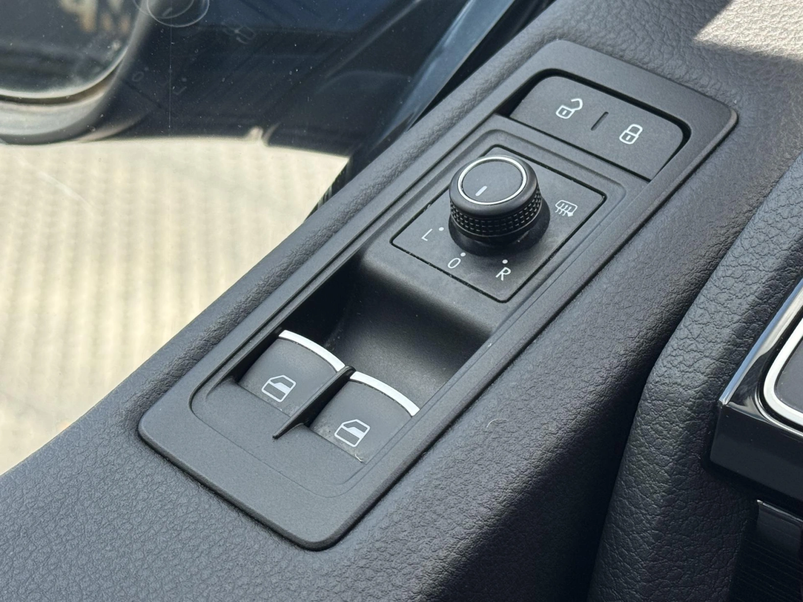 Volkswagen Multivan – 2.0TDi DSG 4M Highline, DPH