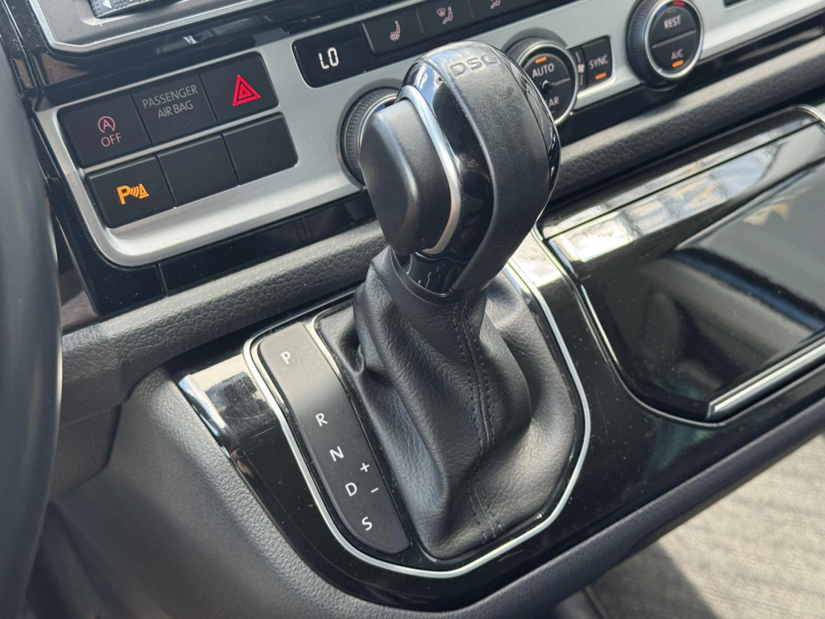 Volkswagen Multivan – 2.0TDi DSG 4M Highline, DPH