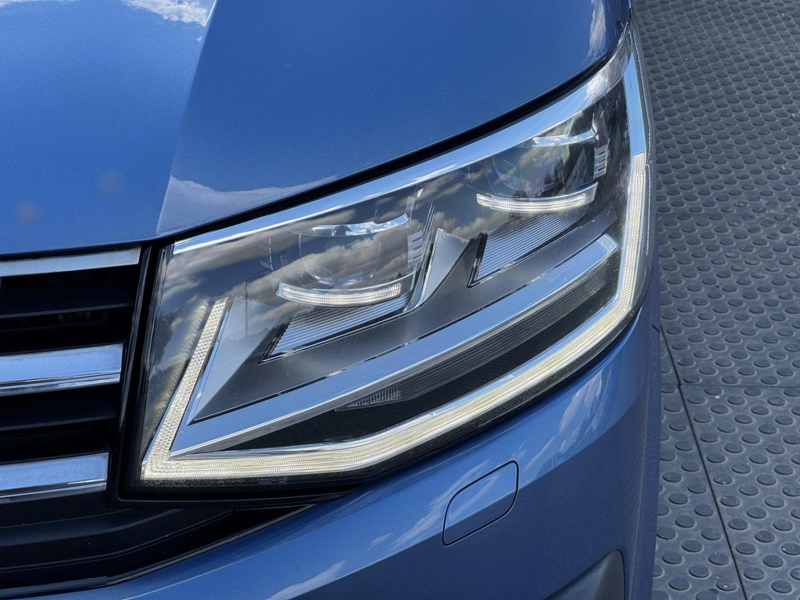Volkswagen Multivan – 2.0TDi DSG 4M Highline, DPH