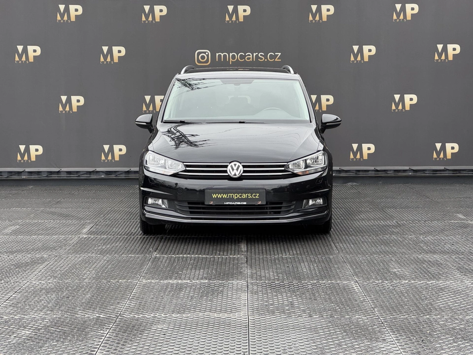Volkswagen Touran – 1.4TSi 110kW, Highline, 7 míst