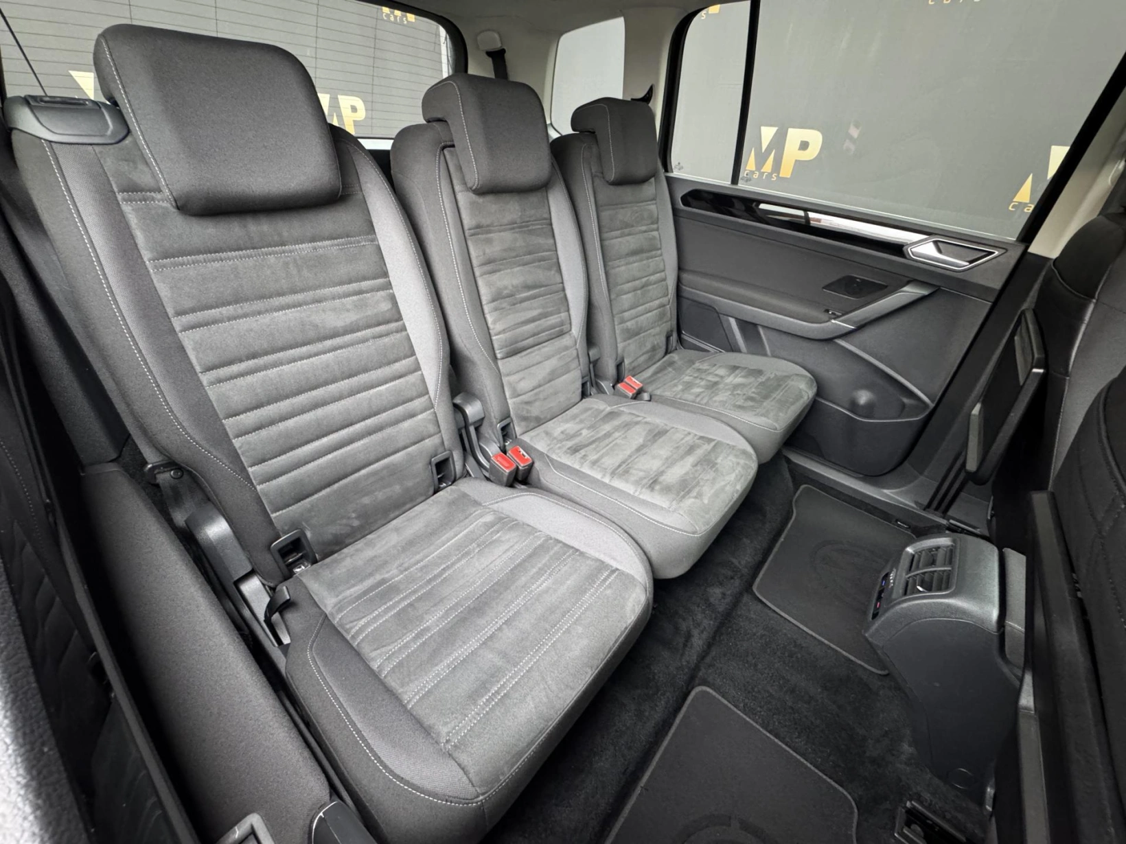 Volkswagen Touran – 1.4TSi 110kW, Highline, 7 míst