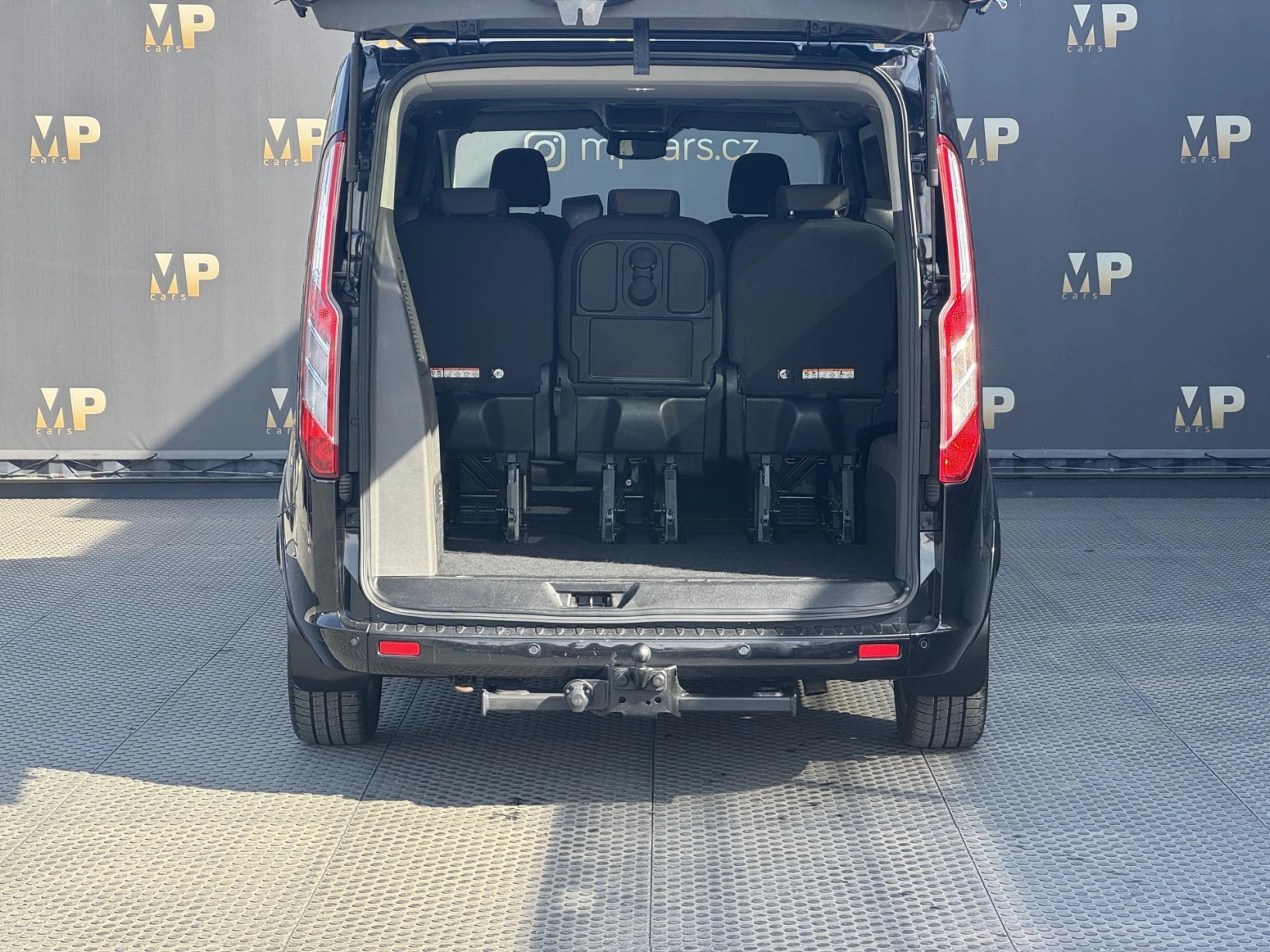 Ford Tourneo Custom – 2.0 TDCi Titanium X, L2, DPH
