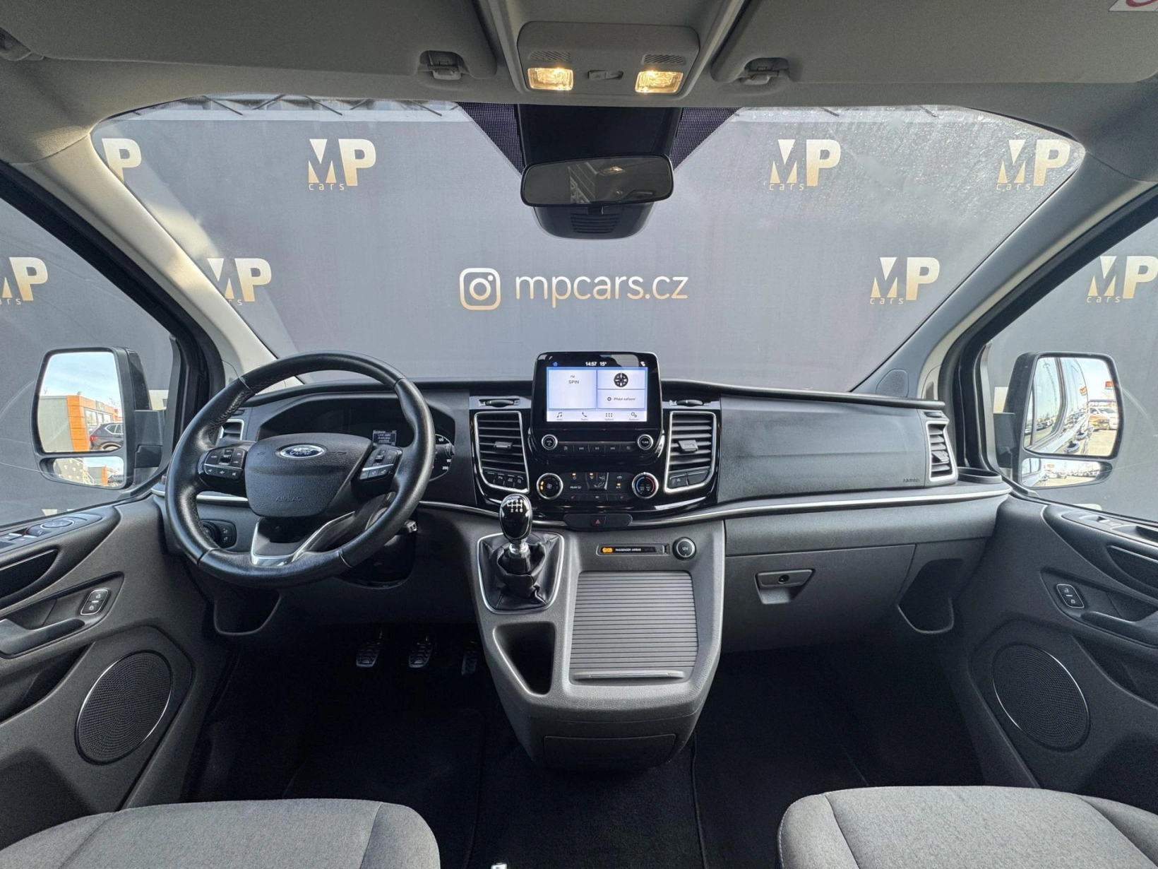 Ford Tourneo Custom – 2.0 TDCi Titanium X, L2, DPH