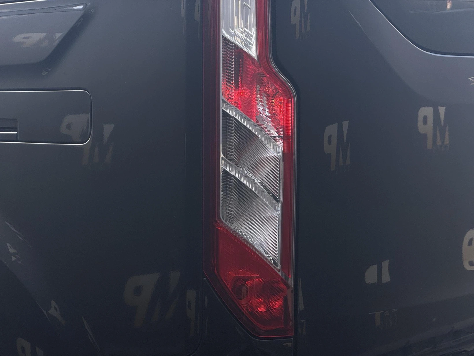 Ford Tourneo Custom – 2.0 TDCi Titanium X, L2, DPH