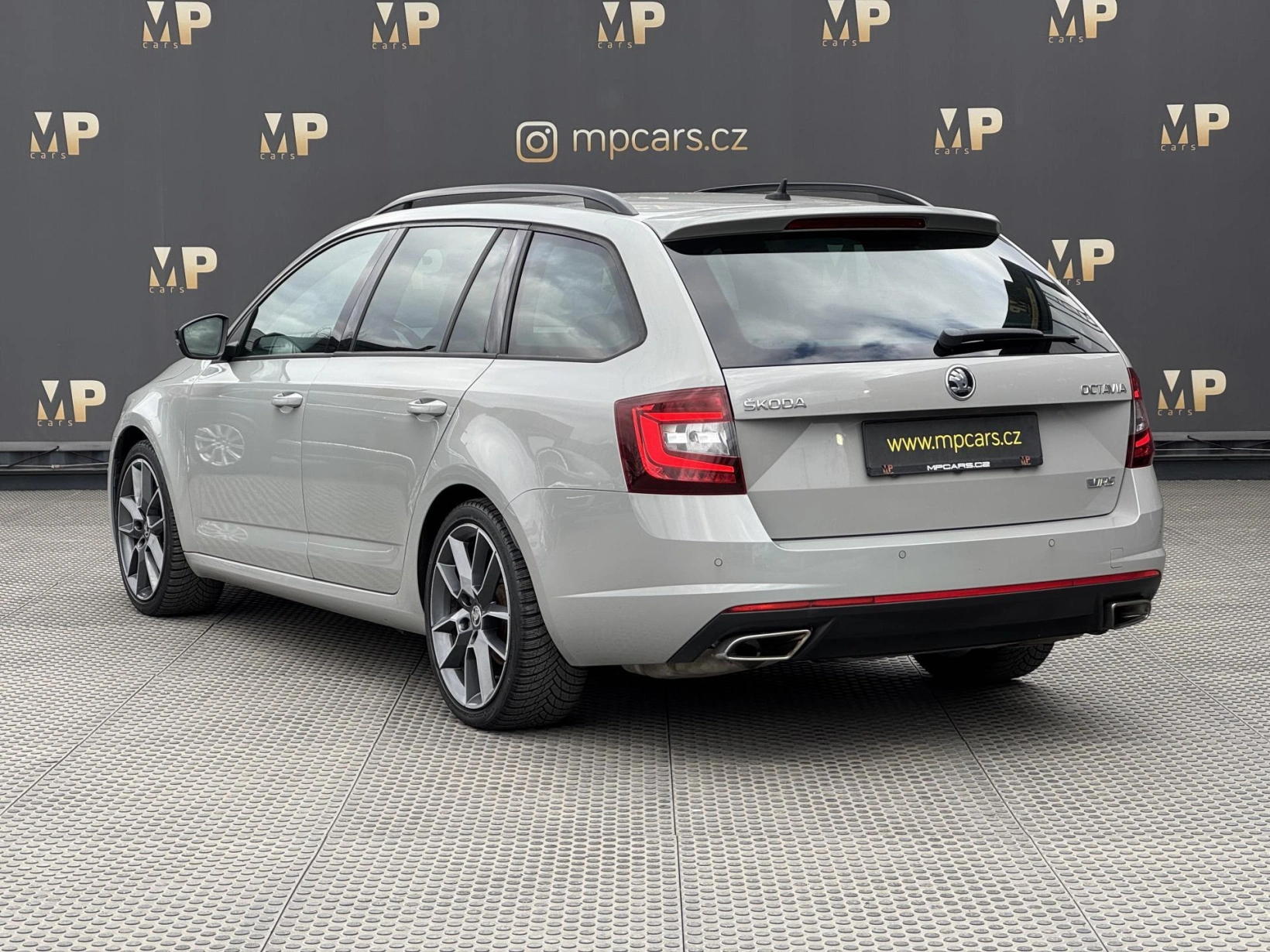 Škoda Octavia – III RS230 2.0TSi MAN, ACC, AFS