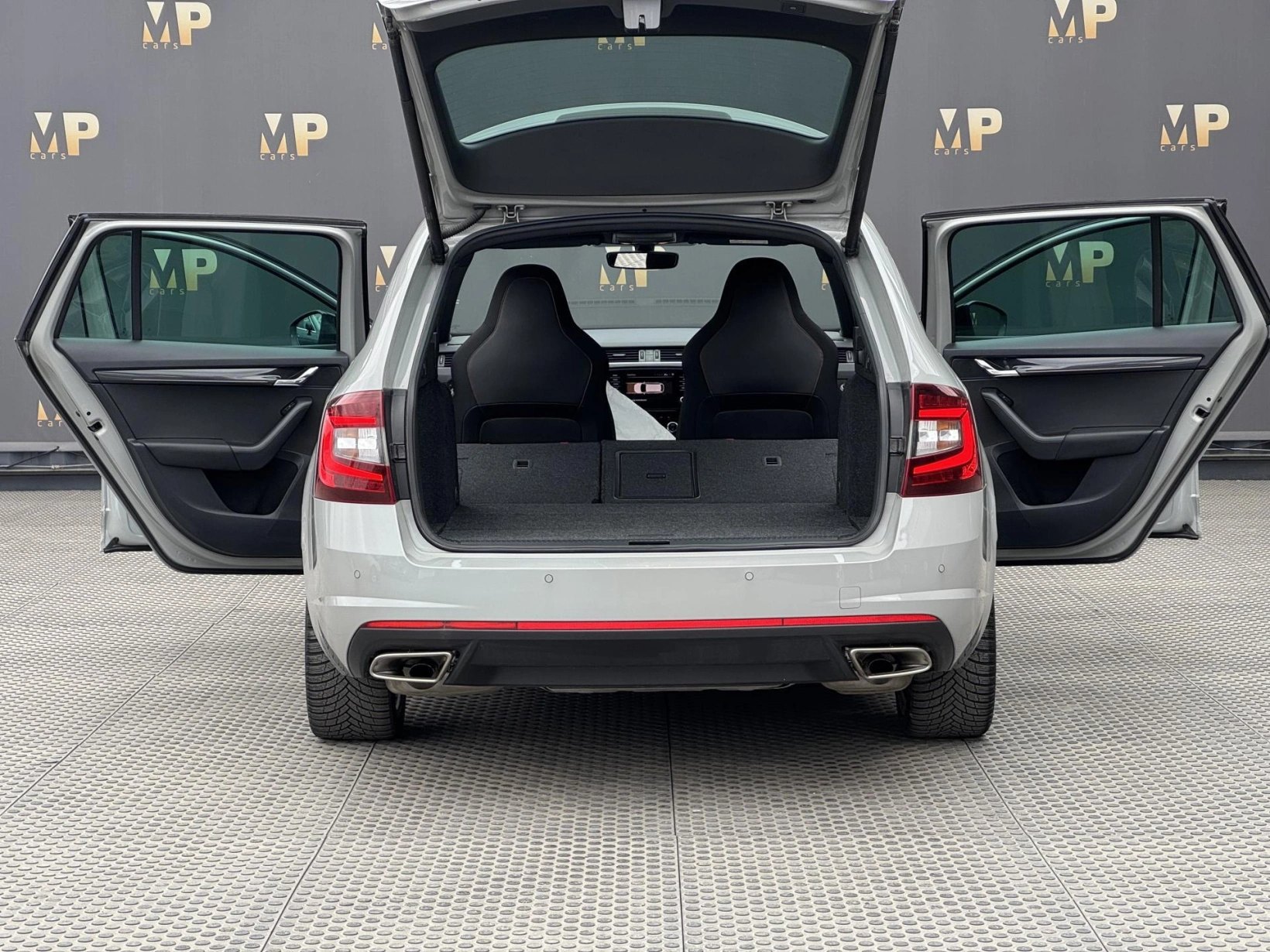 Škoda Octavia – III RS230 2.0TSi MAN, ACC, AFS