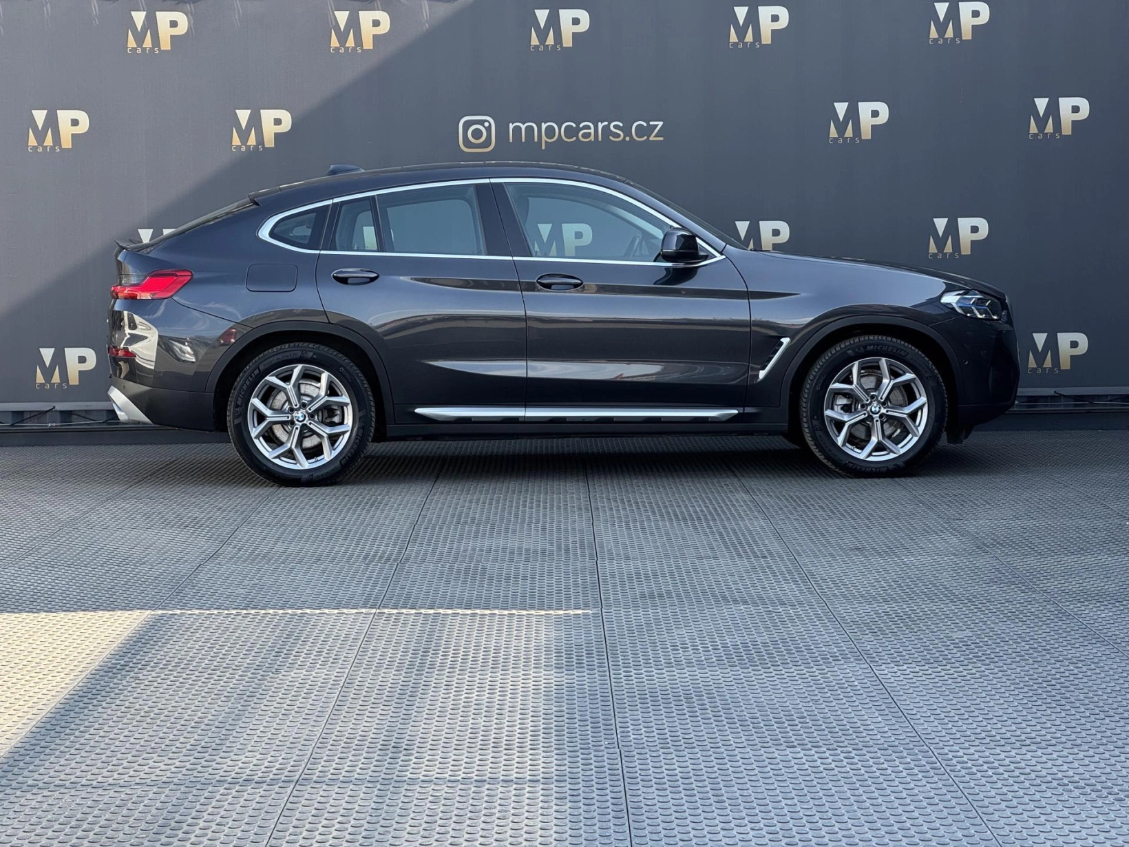 BMW X4 – 2.0 xDrive20d, PANO, DPH, WIFI