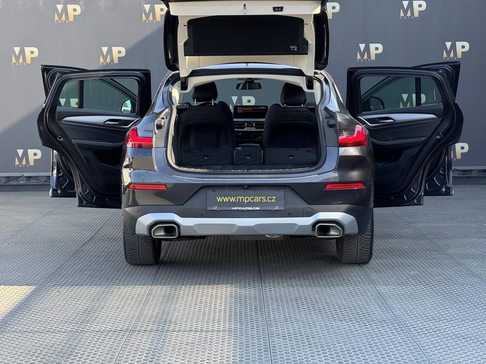 BMW X4 – 2.0 xDrive20d, PANO, DPH, WIFI