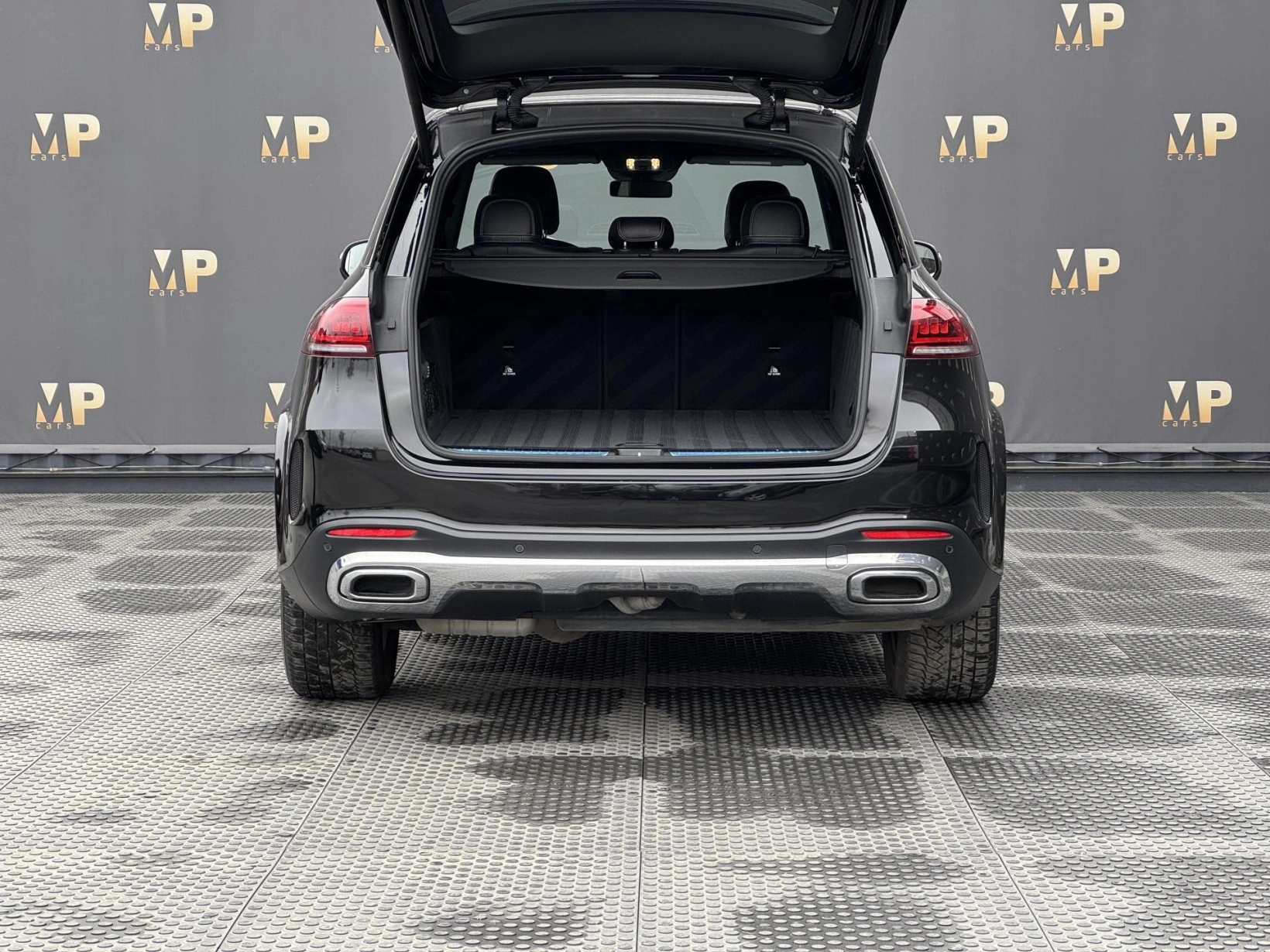 Mercedes-Benz GLE – 400d 4M, AMG Line, 360°, DPH