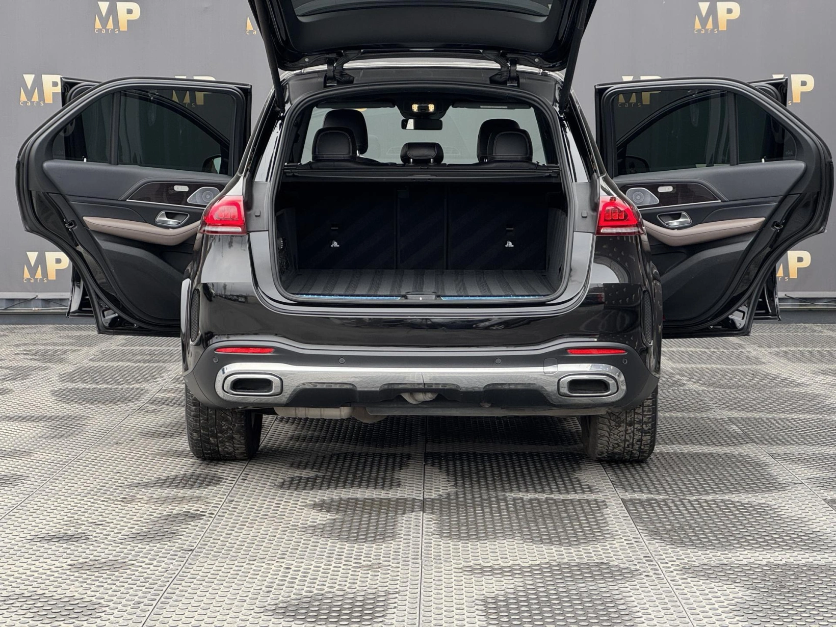 Mercedes-Benz GLE – 400d 4M, AMG Line, 360°, DPH