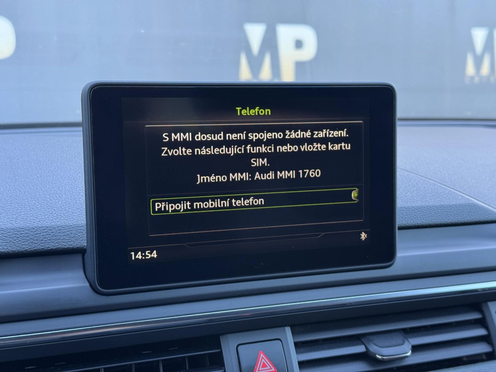Audi A4 – 2.0TDi MAN Sport,Individual