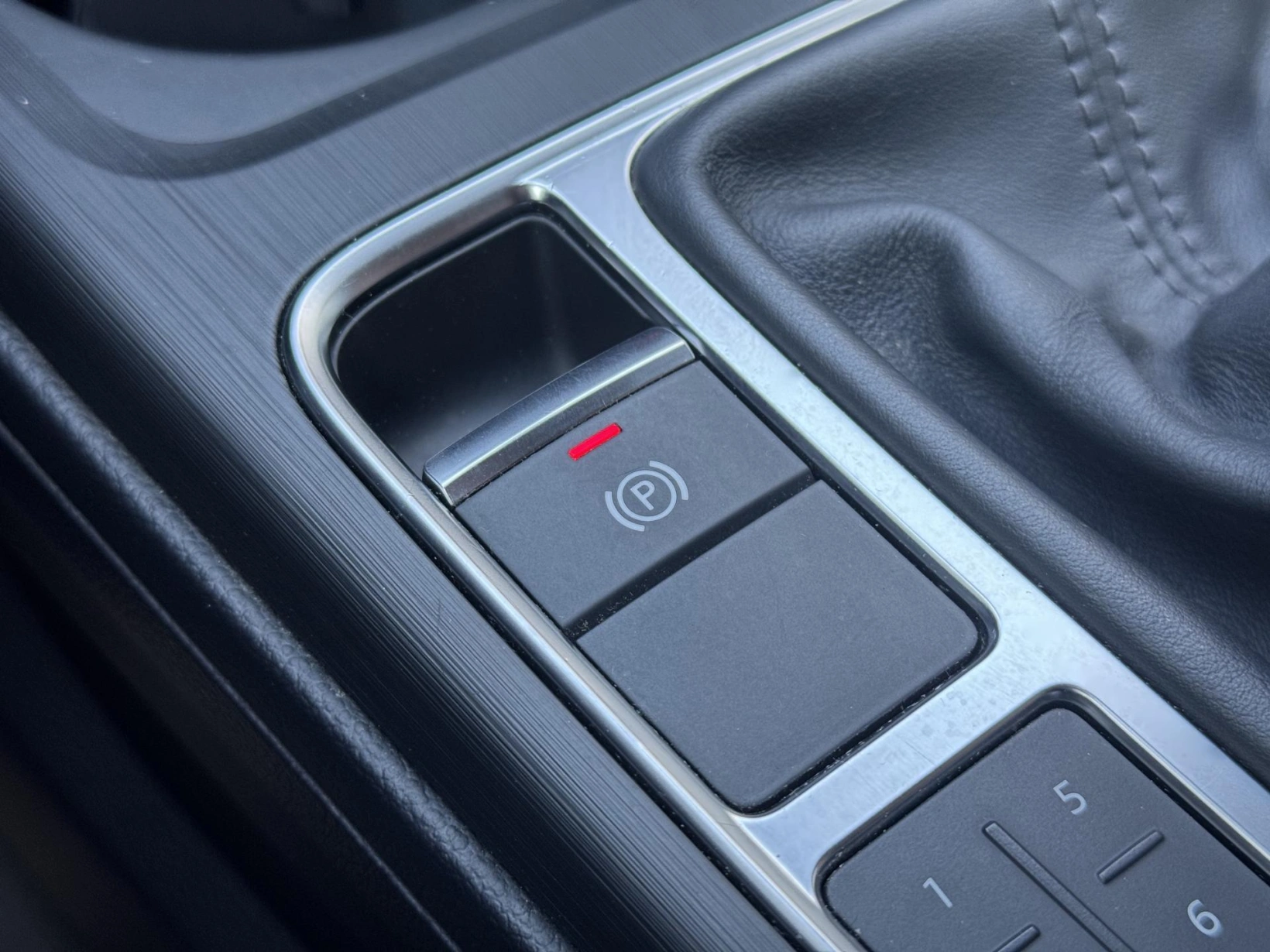 Audi A4 – 2.0TDi MAN Sport,Individual
