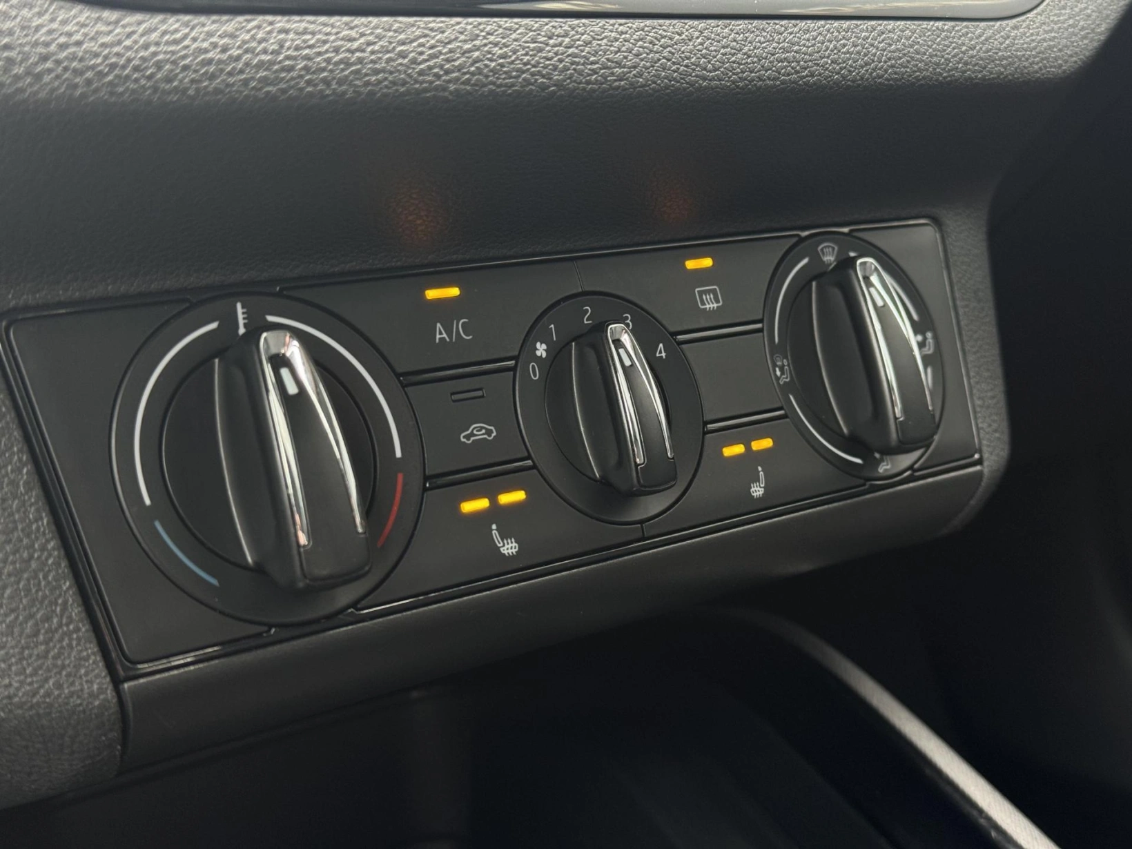 Škoda Kamiq – 1.0TSi DSG Style, Kamera, ACC