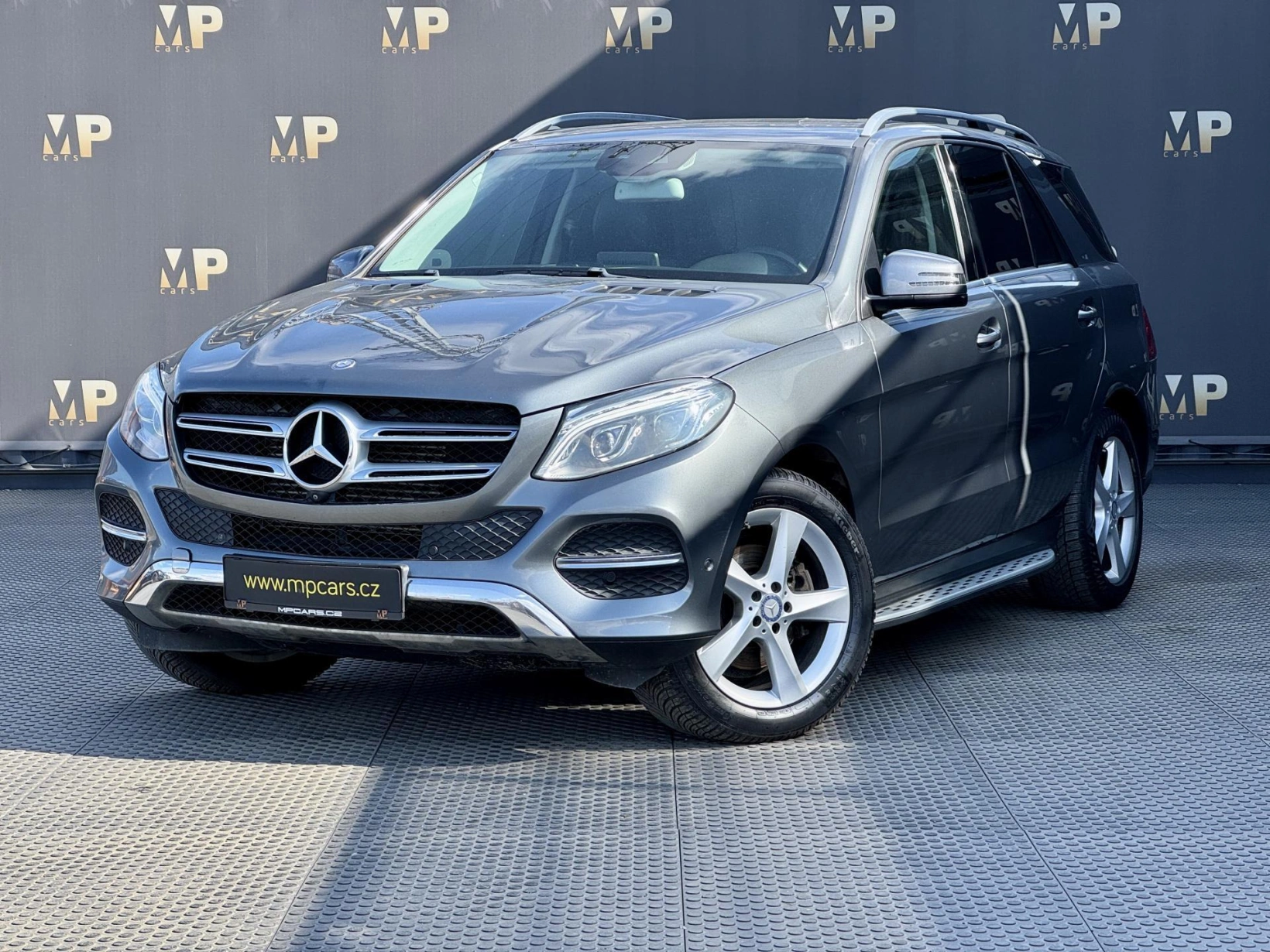 Mercedes-Benz GLE – 350D 190kW 4M, AIRMATIC, 360°
