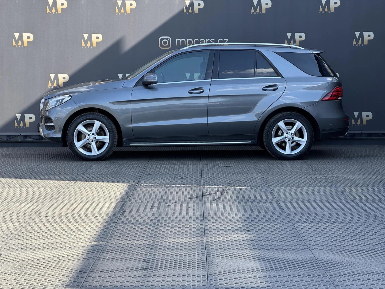Mercedes-Benz GLE – 350D 190kW 4M, AIRMATIC, 360°