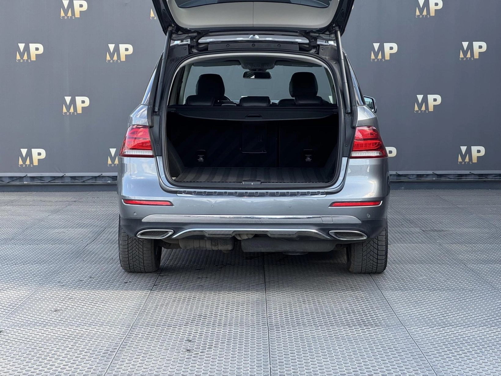 Mercedes-Benz GLE – 350D 190kW 4M, AIRMATIC, 360°